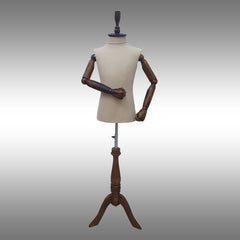 Çocuk Ayaklı ve Ahşap Kollu Plastik Terzi Manken