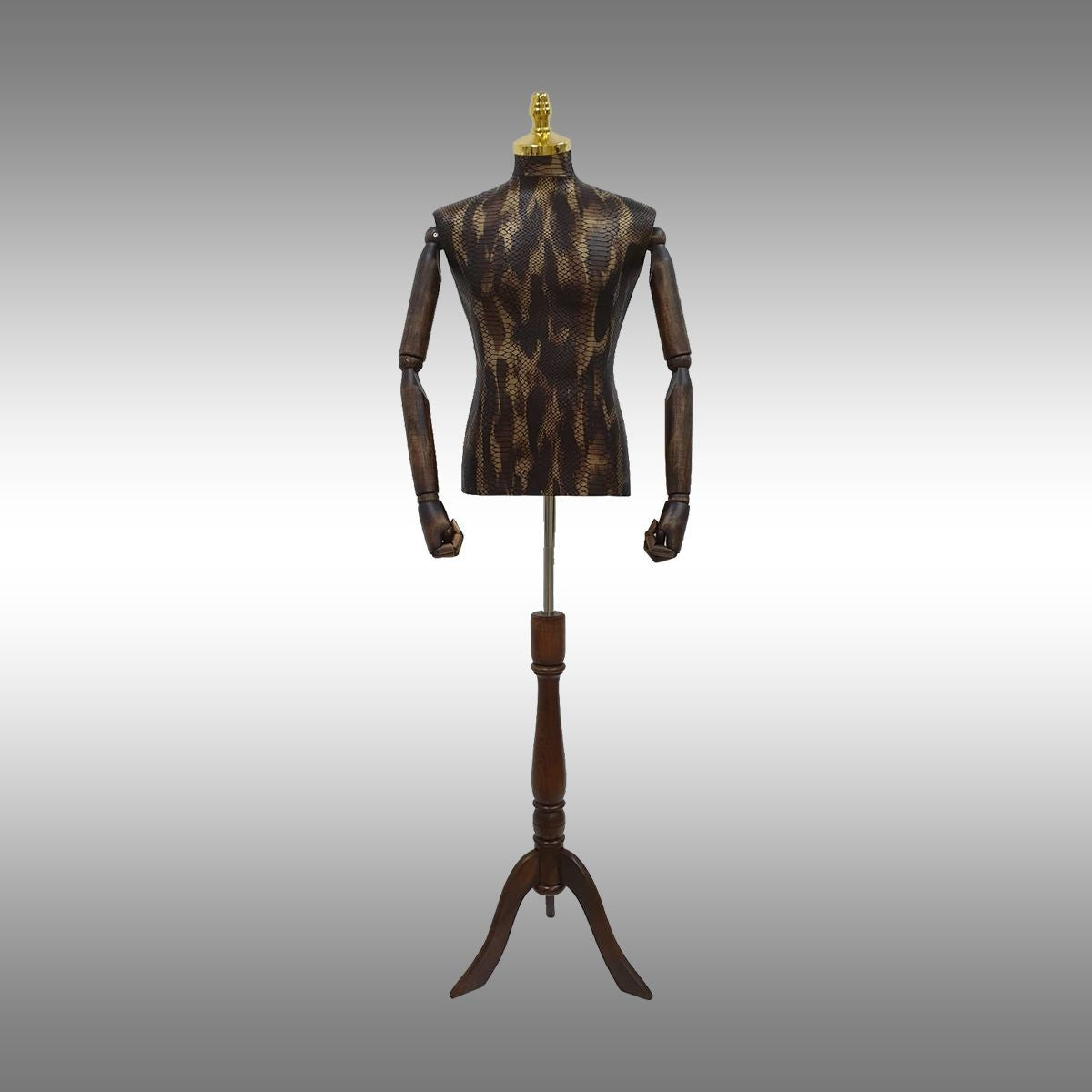 Erkek Ayaklı ve Ahşap Kollu Plastik Terzi Manken