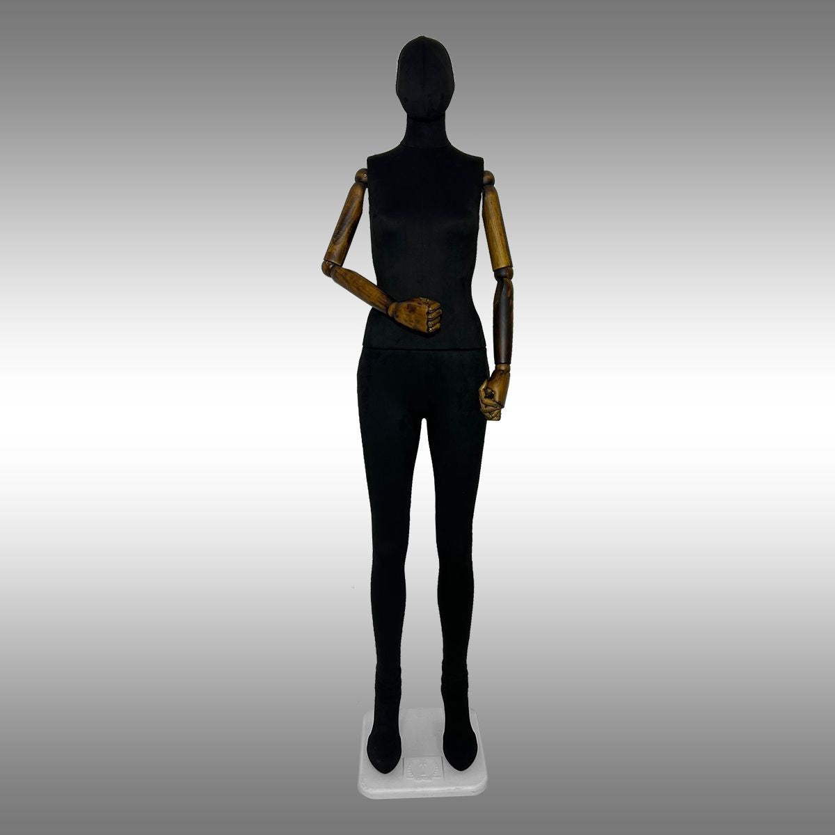 Bayan Tablalı, Süet Kumaşlı ve Ahşap Kollu Boy Mankeni